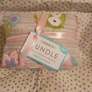 Holiday Decor Bundle - Gray and Pink - Baby Owls And Flowers